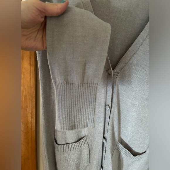 Embroidered Skull Sweater Jacket - Picture 5 of 9